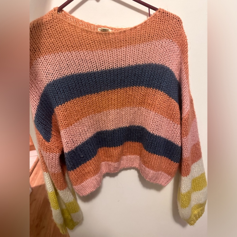 Billabong sweater